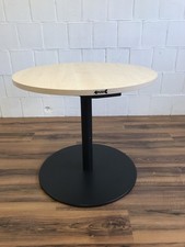 Ceka Besprechungstisch